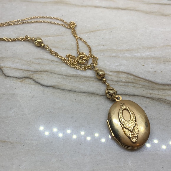 Set of 2 vintage Locket necklaces - Picture 7 of 8